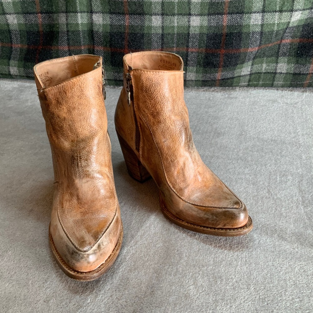 Bed Stu Isla Cobbler Teak Rustic Leather Ankle Boots Buckle Pointed Toe Womens 7